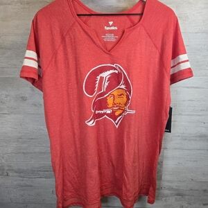 Tampa Bay Buccaneers Fanatics Womens Throwback Logo T-shirt